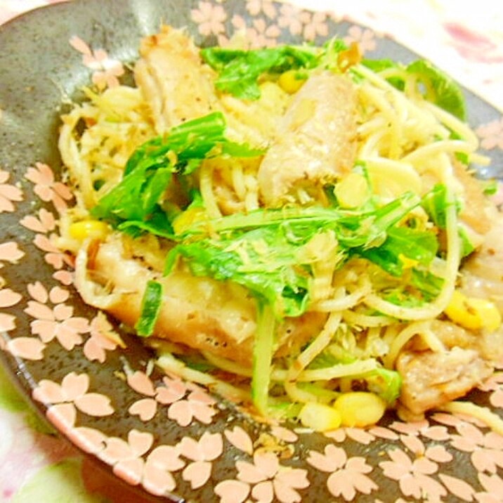 ❤水菜と鶏もも肉と鰹節のわさびドレッシングパスタ❤